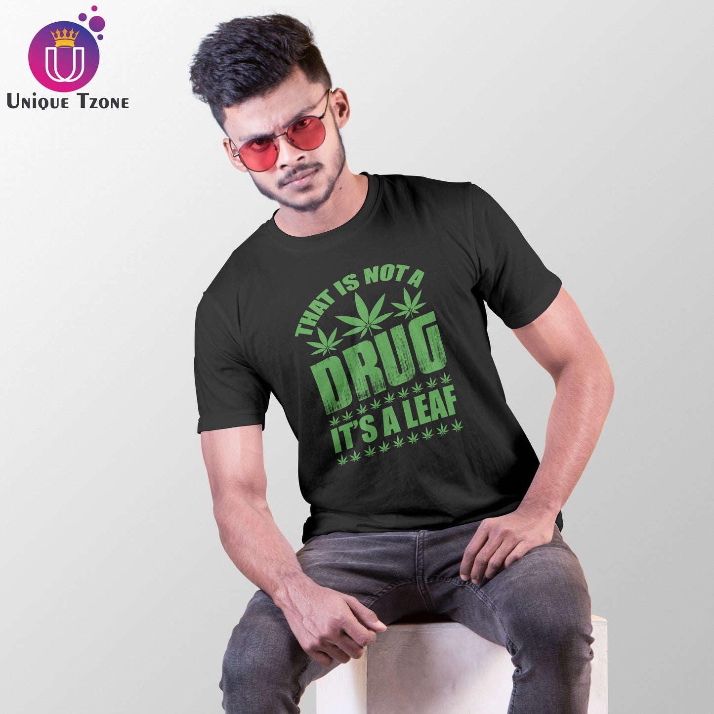 It's A Leaf Men Black Round Neck Half Sleeve Cotton T-shirt